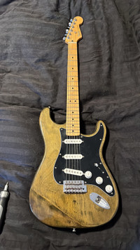 Mexican Strat with custom shop pickups and hardcase