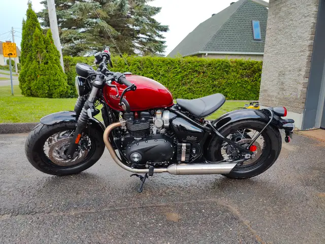 Triumph Bobber 2022 in Street, Cruisers & Choppers in Rimouski / Bas-St-Laurent - Image 2