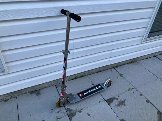 Airwalk Kick Scooter556568022258831361