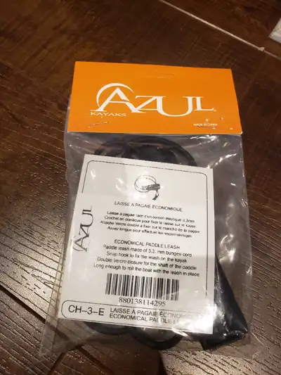 ***Brand new, never used*** Paddle leash made of 3.3 mm bungee cord snap hook to fix the leash on th...