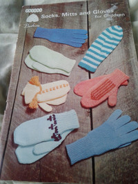 Knitting pattern books - Socks and Mitts