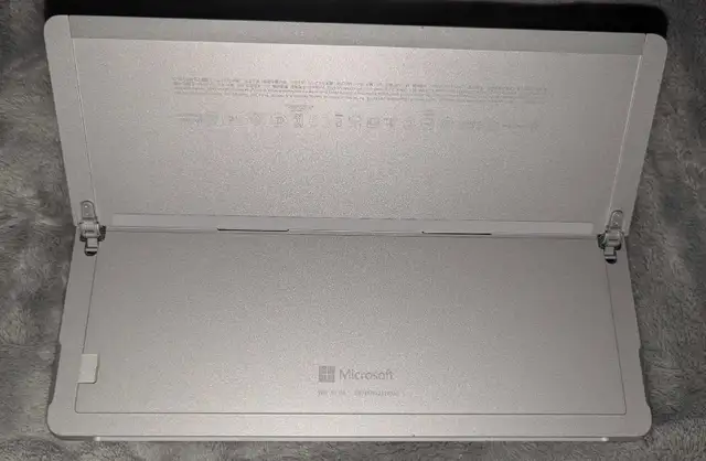 Microsoft Surface Go 3 Like-New Condition, Touchscreen Laptop in iPads & Tablets in Kitchener / Waterloo - Image 9