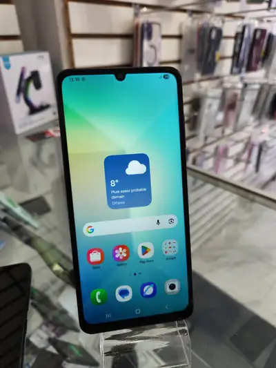  Samsung Galaxy A05– Débloqué – Comme Neuf, View more