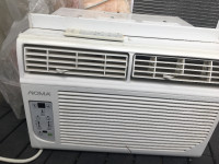 Noma 8,000 BTU Air Conditioner