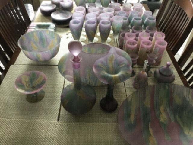 Rueven Art Glass hand painted dinnerware in Kitchen & Dining Wares in City of Toronto - Image 2
