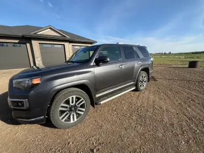 2017 Toyota 4Runner – One Owner, No Accidents, Well Maintained – Priced Accordingly For sale is my 2...