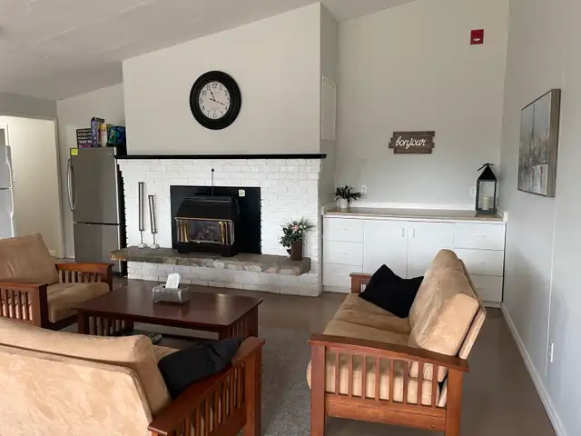 Affordable Room for Rent for women  on Peaceful 5-Acre Property in Room Rentals & Roommates in Delta/Surrey/Langley - Image 3