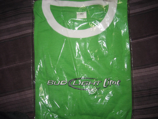 Bud Iight Lime - XL -  T Shirt in Men's in City of Toronto