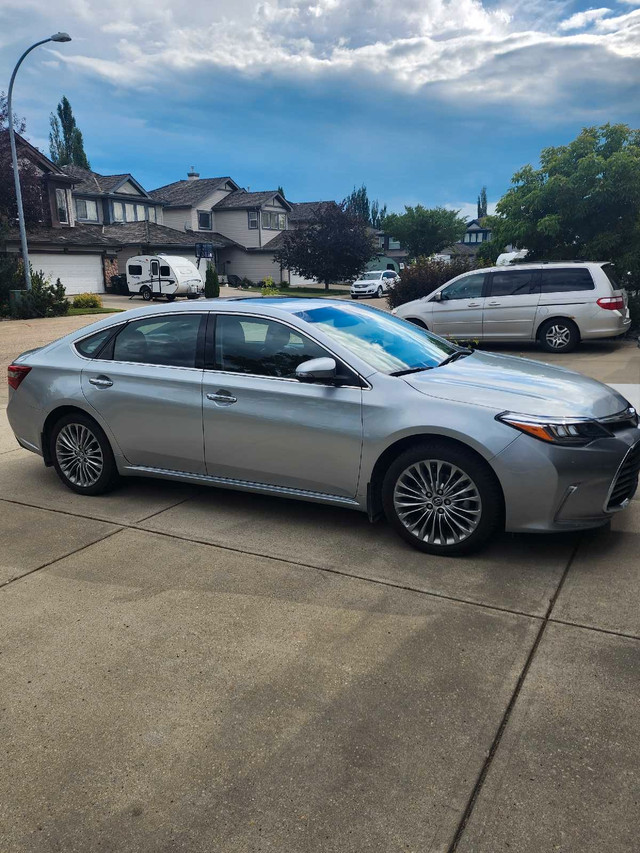 Avalon LTD..  2018 low mileage, no GST in Cars & Trucks in Edmonton - Image 3