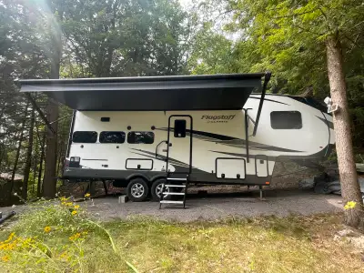 Brand new 2023 flagstaff 526RK. Used for less than 2 months. Not a trailer person my loss you gain....