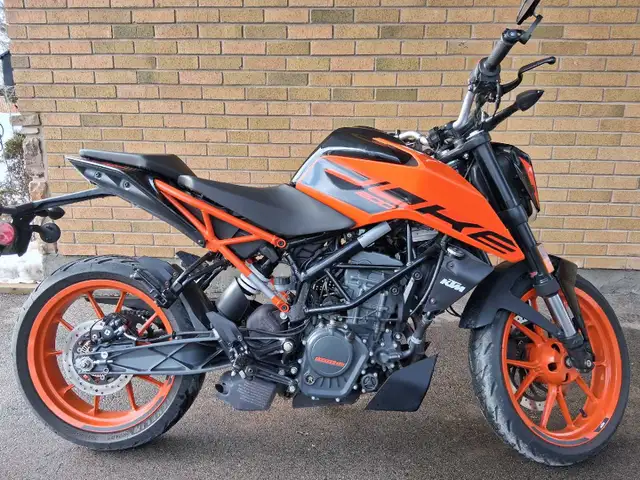 KTM Duke 200 in Sport Bikes in Oakville / Halton Region - Image 2