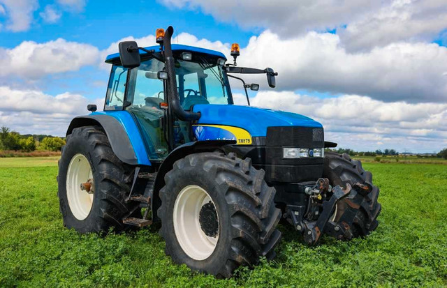 New Holland TM175 Tractor  in Farming Equipment in Ottawa - Image 2