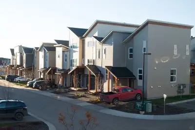 * can send additional photos ! 2 Bed 2 Bath Modern townhouse in Southfork Available in march, flexib...