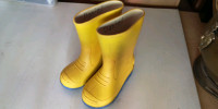 Kids Size 8 Yellow Rainboots
