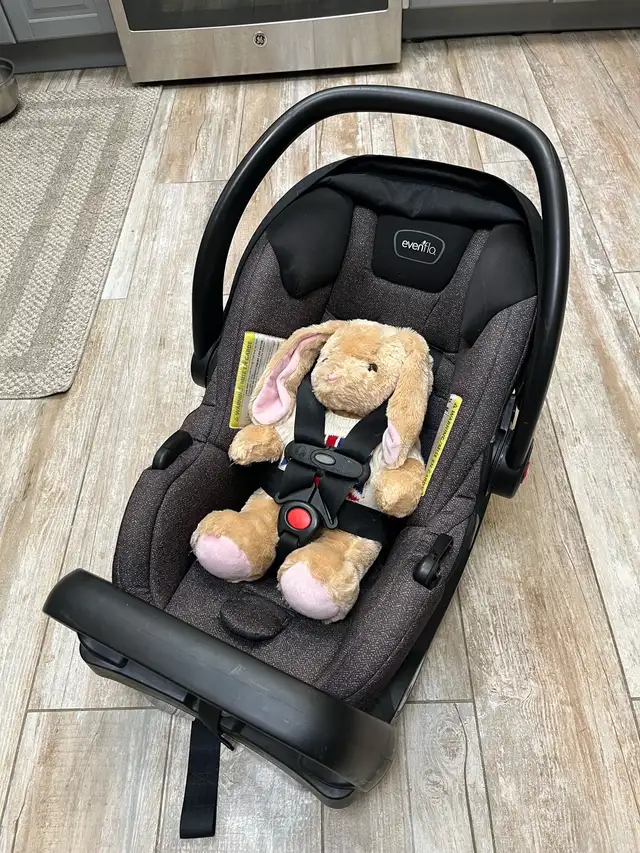Infant car seat in Strollers, Carriers & Car Seats in City of Toronto - Image 10