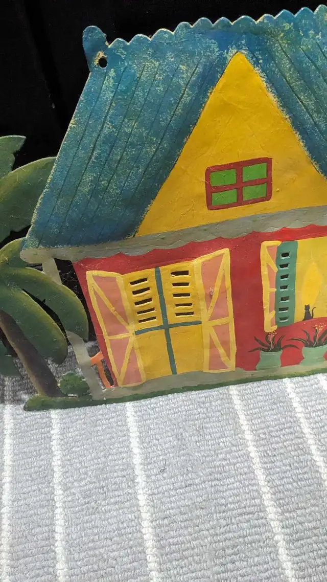 Metal  House Wall Art in Home Décor & Accents in Ottawa - Image 3