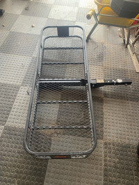 Trailer hitch cargo carrier 