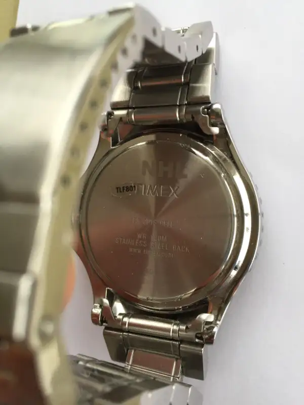 NHL VANCOUVER CANUCKS TIMEX WATCH in Jewellery & Watches in Downtown-West End - Image 5