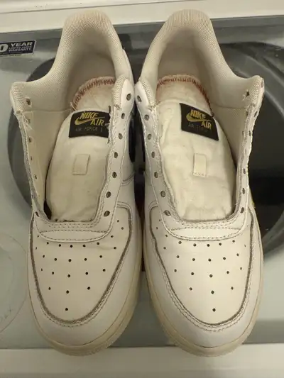 Nike Air Force 1 Size 7 women, View more