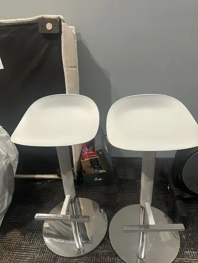 5 Bar stools/Chairs, View more