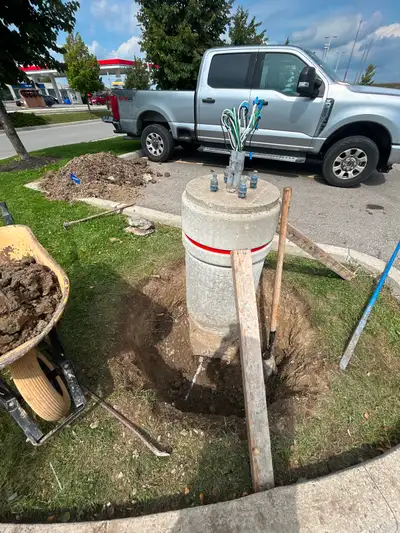 Landscaping Labourer required Full Time, View more