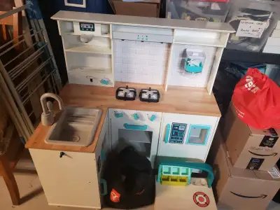 Yard Sale 6 McKay Rd Dundas ON - 14 June - Kids stuff, vintage +, View more