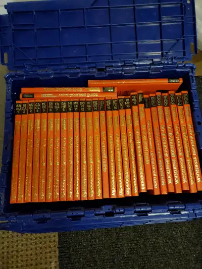 Popular Mechanics DIY  encyclopedia book set, View more