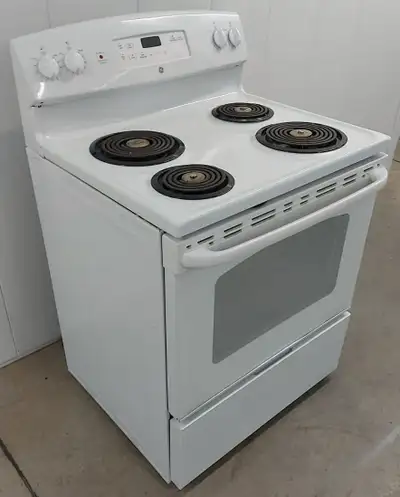 G.E. STOVE with safety elements (model JCBP240DM2WW), View more