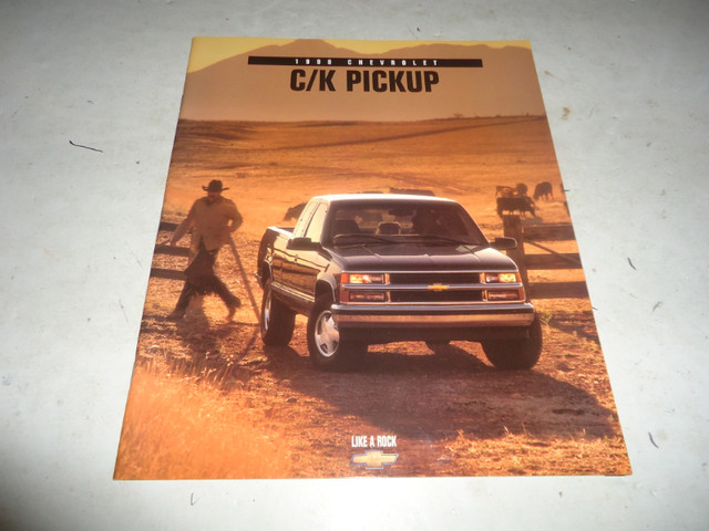 1998 CHEVROLET C/K PICKUPS SALES BROCHURE. CAN MAIL in Arts & Collectibles in Belleville