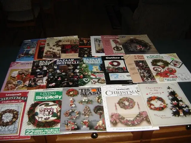 20 Christmas Craft Pamphlets