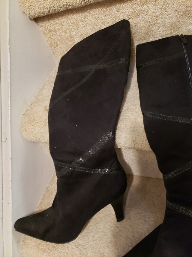 Black colour women's Boots , high heels , size 10, gently used  in Women's - Shoes in Oakville / Halton Region - Image 3