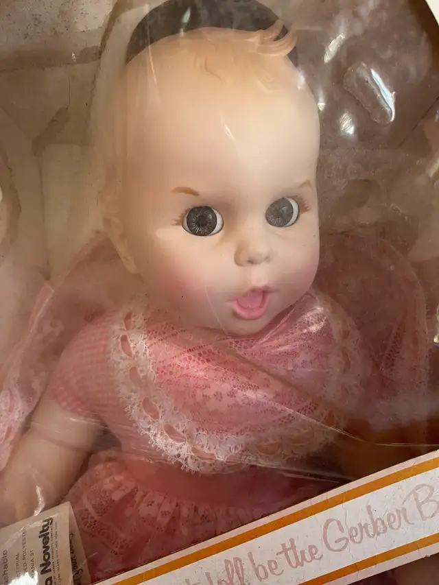 Gerber Baby Doll in original box in Toys in Norfolk County - Image 4