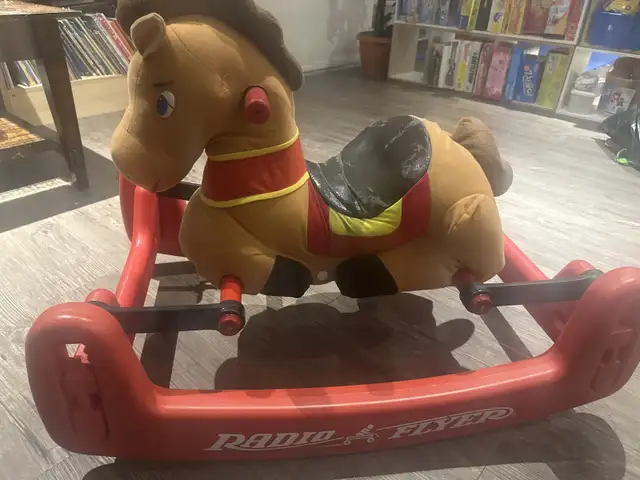 Radio Flyer Ride On Rocking Horse in Toys & Games in Mississauga / Peel Region - Image 4
