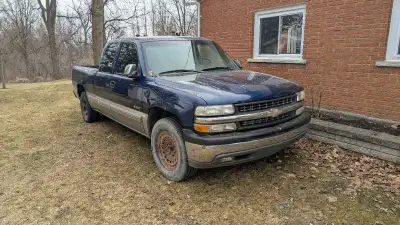 2002 Chevy Silverado parts truck. 2WD 5.3L extended cab. 250K Oil sprayed yearly so the frame is in...