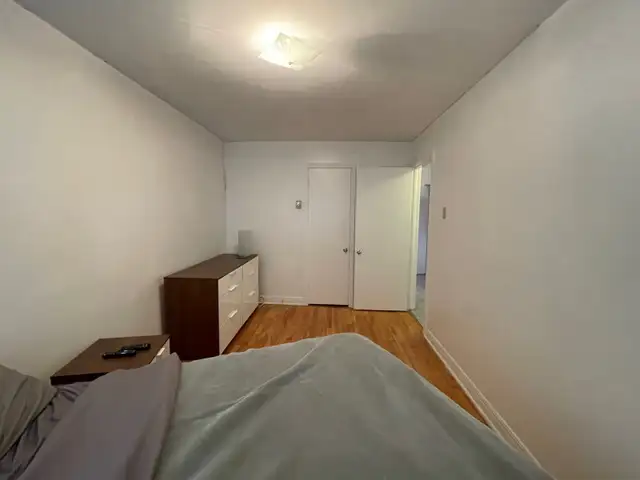 4 ½ Metro Langelier 5 min à pied, très ensoleillé in Long Term Rentals in City of Montréal - Image 7