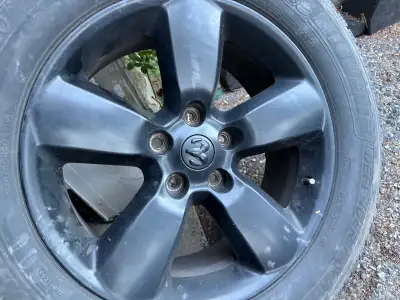 I’m selling 3 - 20” Dodge ram wheels. Off 2016 Truck, Should be compatible on most years.