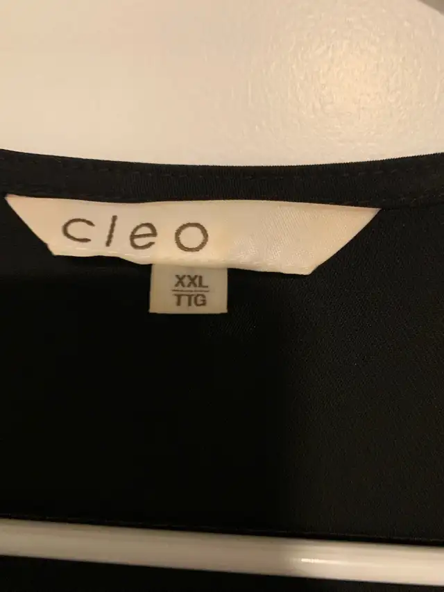 Women’s business cardigan in Women's - Tops & Outerwear in Oshawa / Durham Region - Image 5