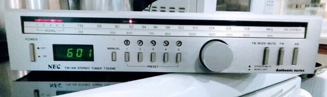 Vintage NEC (Nippon Electric Co) AM/FM Tuner T503ME-made in Jap. dans Appareils électroniques  à Laval/Rive Nord