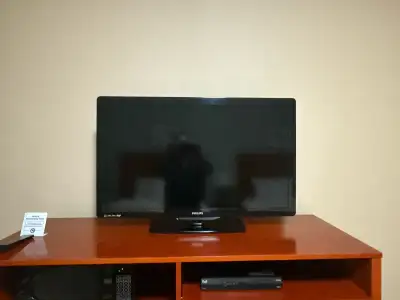 We have 25 TV with remote. commercial grade. Not a smart Tv If you need 5 or more ,80 per tv.