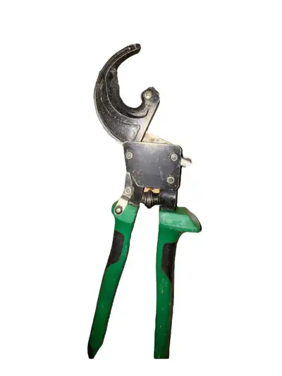 Greenlee Cable Cutter, Ratchet, 500 to 600  Aluminum/CopperGreen, View more
