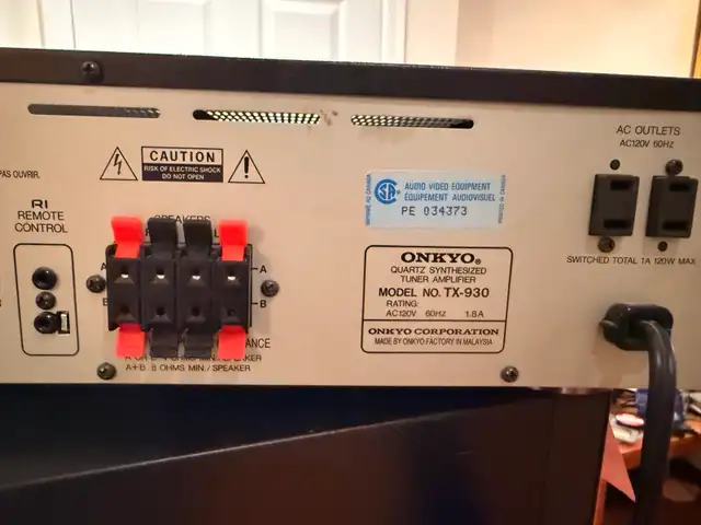 ONKYO TX-930 stereo receiver  in Stereo Systems & Home Theatre in Mississauga / Peel Region - Image 6