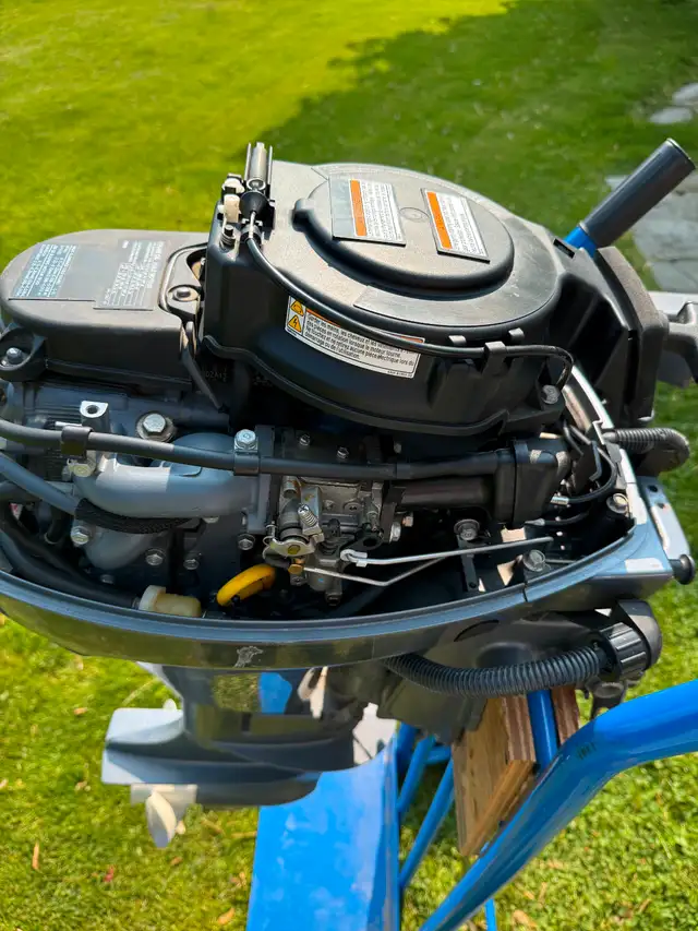 9.9hp Yamaha outboard in Powerboats & Motorboats in St. Catharines - Image 7