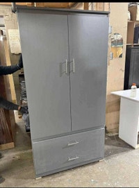 Wardrobe available for Sell Mississauga / Peel Region Toronto (GTA) Preview
