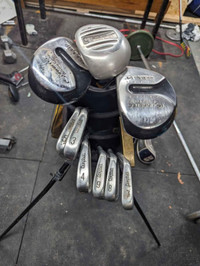 Golf clubs with pull card and bag (Men's RH)