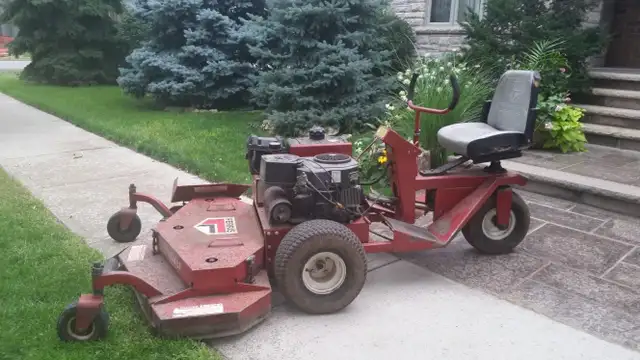 Riding lawnmower + trailer for sale  in Cargo & Utility Trailers in City of Toronto - Image 3