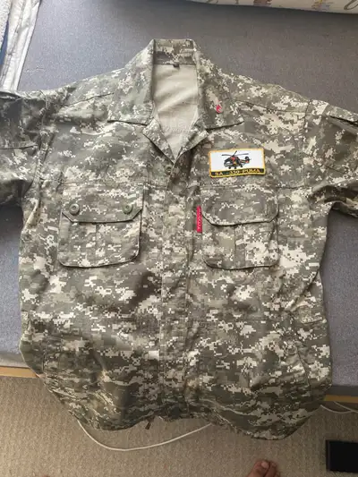 Army uniform Army hat Excellence condition Barely use