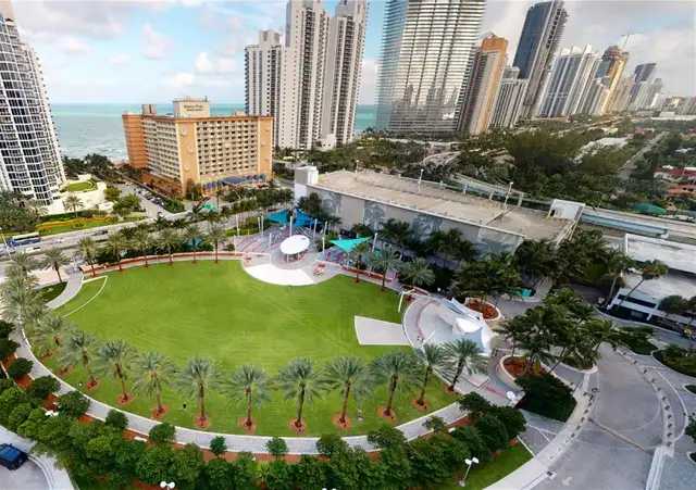 Miami Condo Sunny Isles Beach-Collins Ave Resort Luxury - Book in Florida in Canada - Image 10