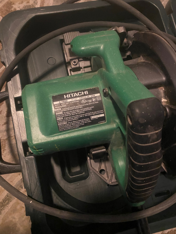 Hitachi (Metabo) C7SB2 7-1/4" 15 Amp Circular Saw in Power Tools in Brantford - Image 3