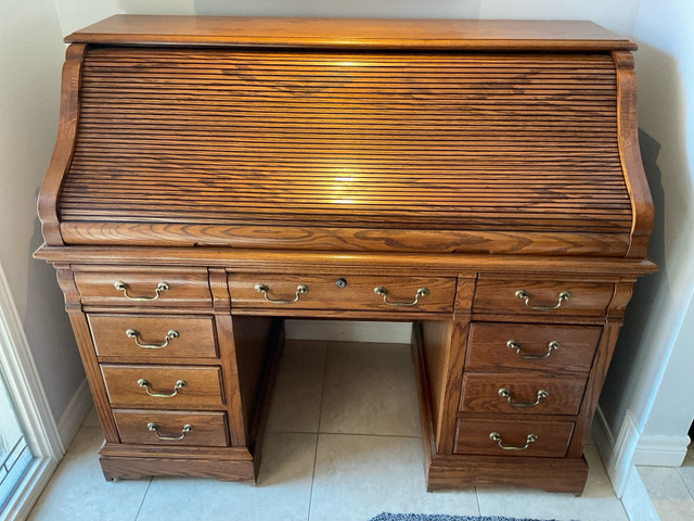 Vintage Solid Oak Rolltop Desk in Desks in Oakville / Halton Region