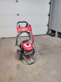 CRAFTSMAN 2100 psi electric pressure washer.like new.